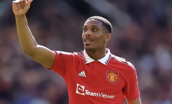 青木接隊友 青木接隊友