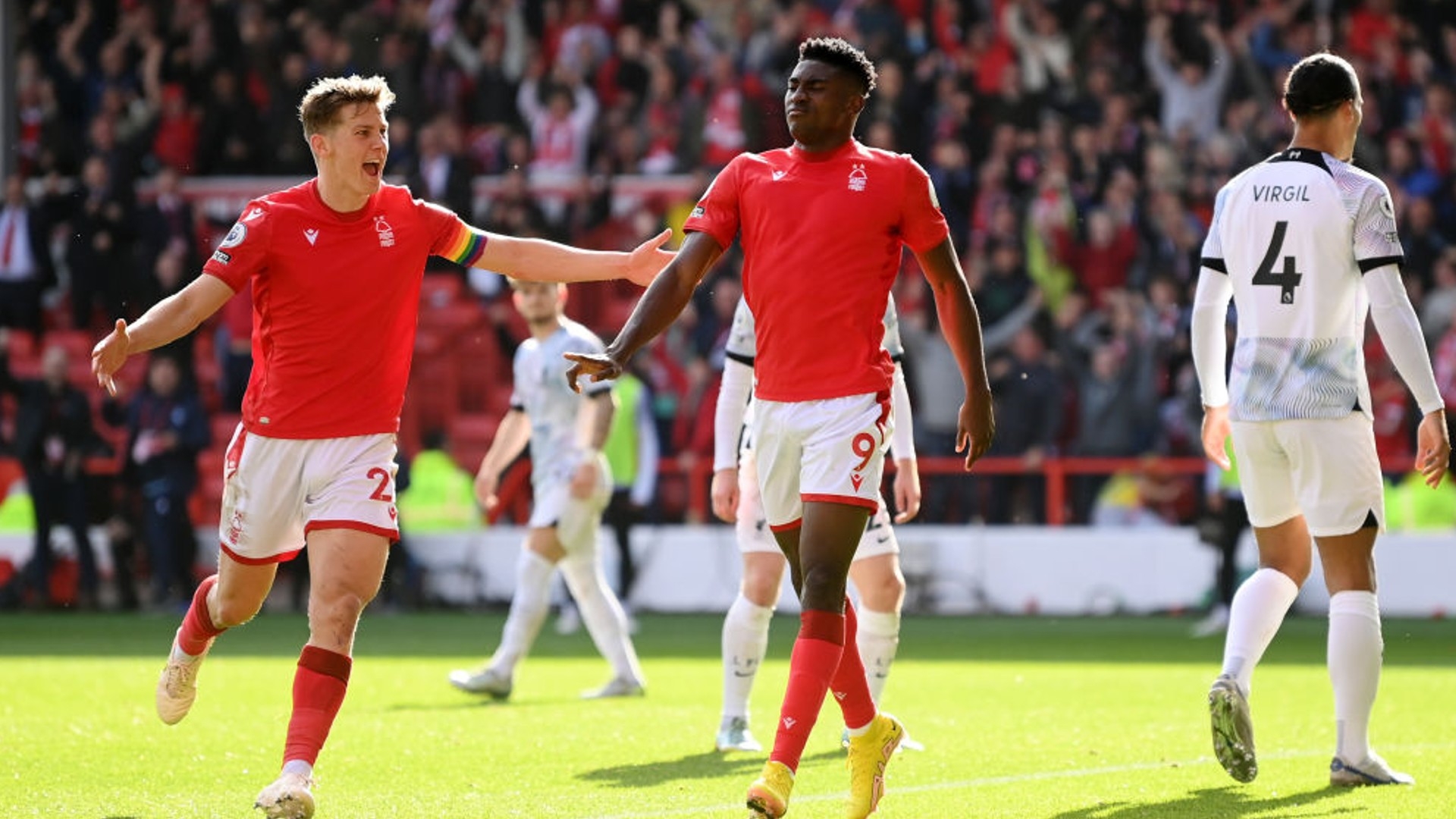 王楚钦的成 王楚钦的成