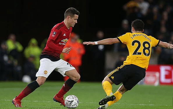 范佩西正式 范佩西正式